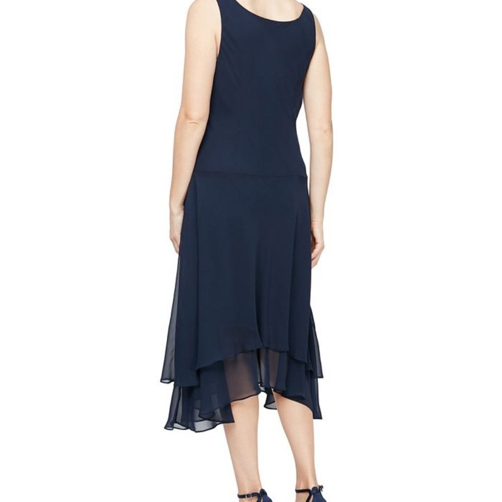 New Catherines Embellished V-Neck Dress Plus Size 18W - Picture 2 of 11